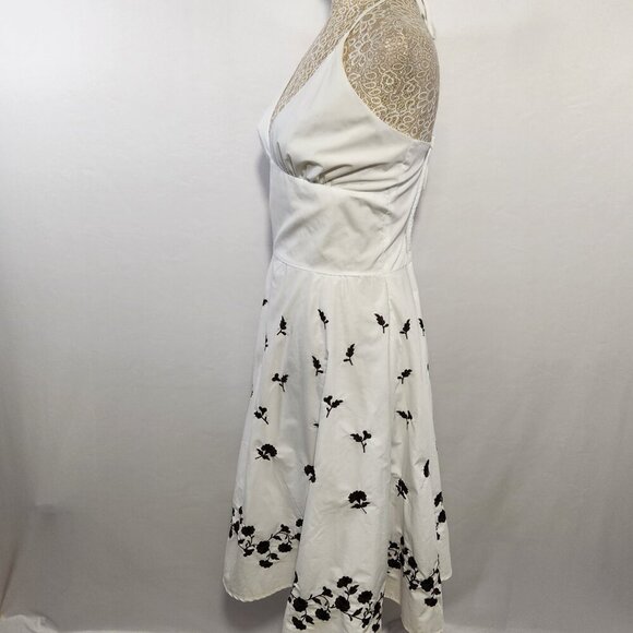 AP.NY Size 12 Women's White Sleeveless Zip Back Floral Embroidered Halter Dress - Picture 8 of 16